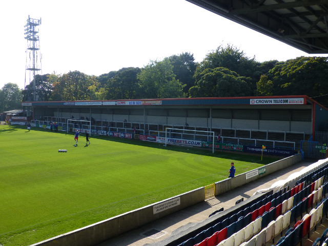 The Sandy Lane End